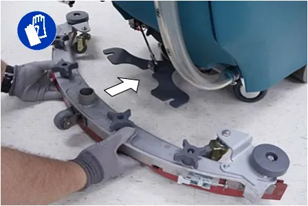 Mounting the squeegee assembly to the squeegee pivot bracket and securing it with knobs