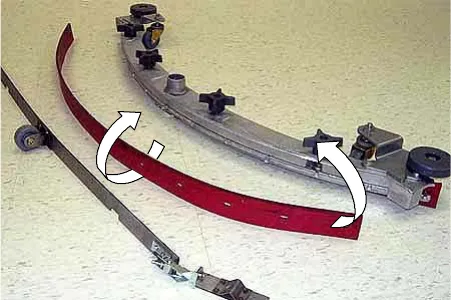 Rotating the rear squeegee blade to a new wiping edge