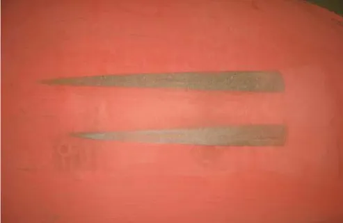 Chalk brush pattern with two long tapered wedge shapes, showing a severe taper