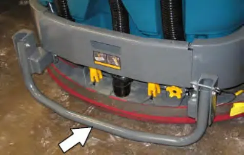 Rear squeegee protector bar with an arrow pointing to it