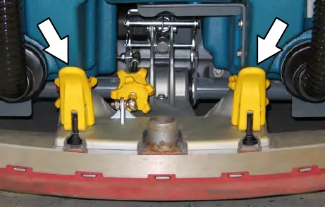 Rear squeegee with arrows pointing to the two yellow mounting handles